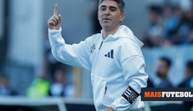 OFICIAL: Alexandre Santana continua no Casa Pia e assume comando técnico