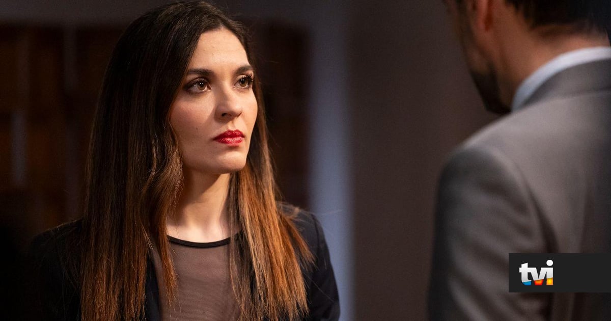 Vem aí em «A Protegida»: Isabel é apanhada por Francisco a fazer o que não deve - Novelas