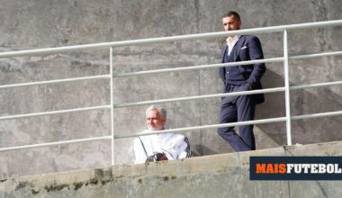 Mourinho, Simão e jogadores do Benfica espreitam duelo da Youth League