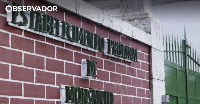Reclusa transexual transferida para Monsanto após desacatos – Observador