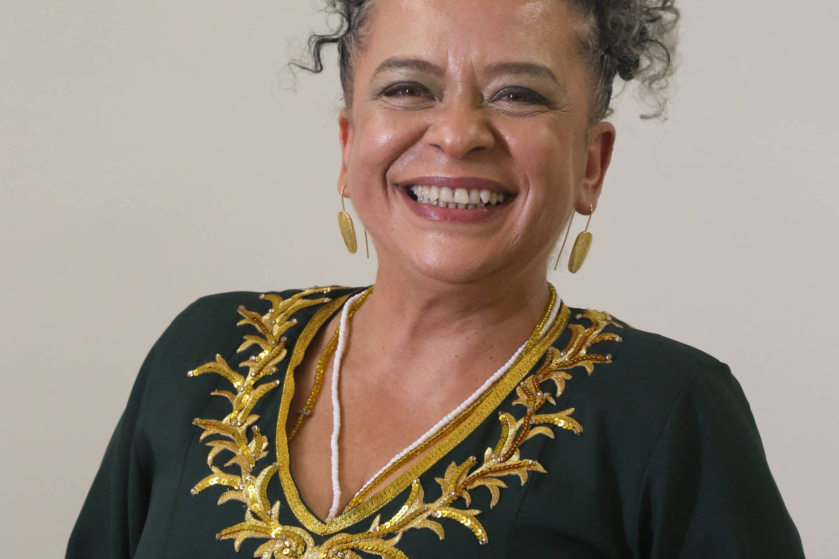 Ana Maria Gonçalves inova na ABL com vestido; veja foto - 07/11/2025 - Ilustrada