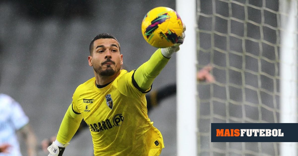 Turquia: Velho estreia-se pelo Gençlerbirligi por motivos contratuais