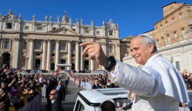 Papa Leão: “Trabalho que ofereça estabilidade e dignidade para o bem comum”
