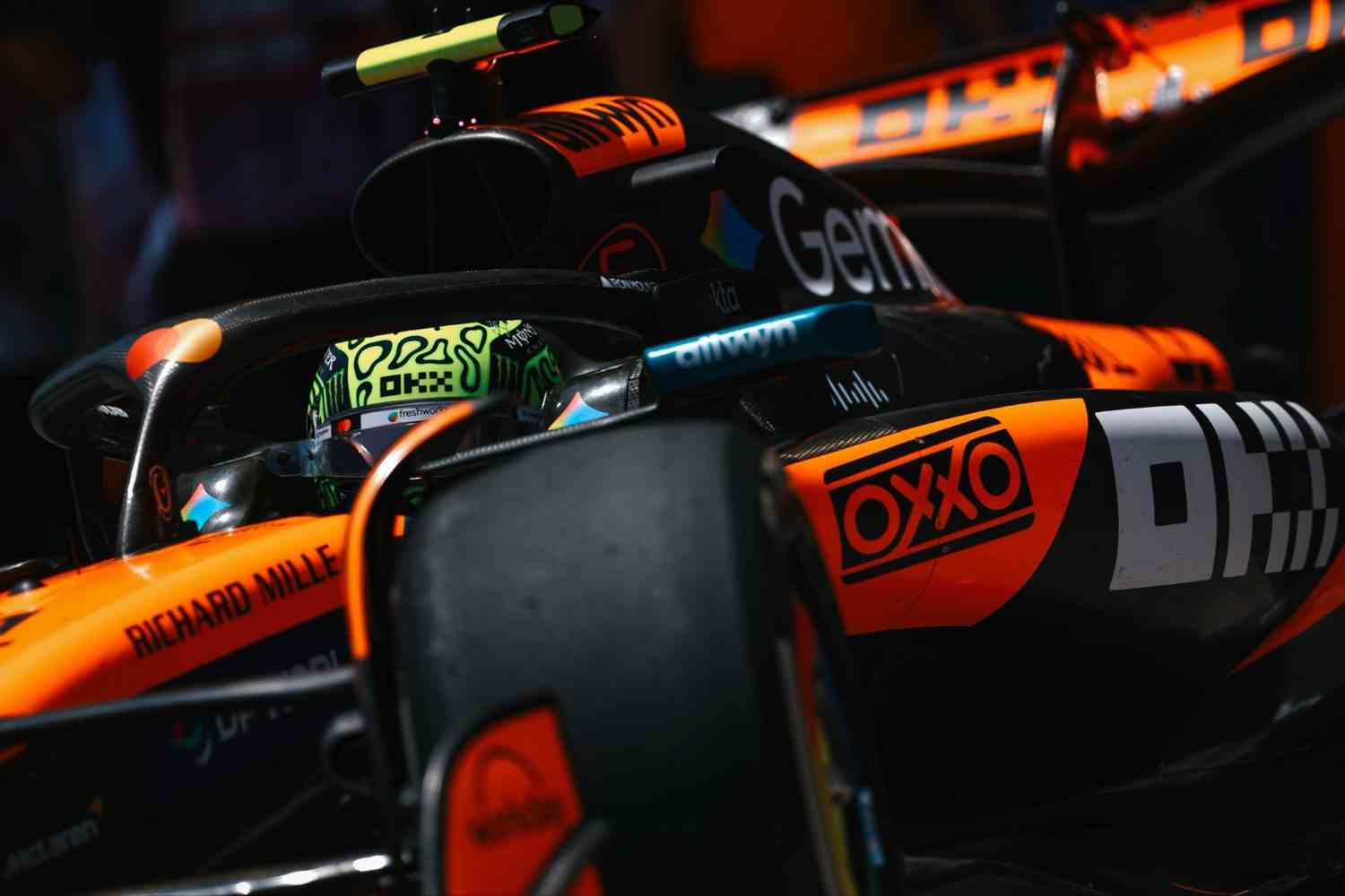 GP São Paulo F1: Lando Norris consegue a pole, Max Verstappen larga de 16º