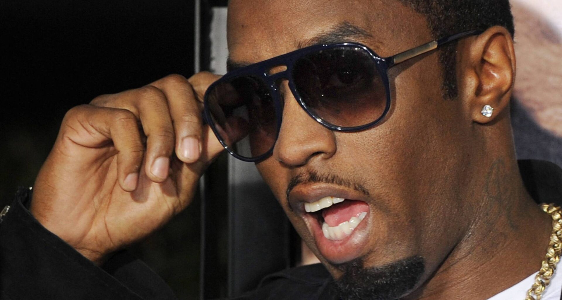 Diddy consumiu bebida alcoólica na prisão, diz site - 08/11/2025 - Ilustrada