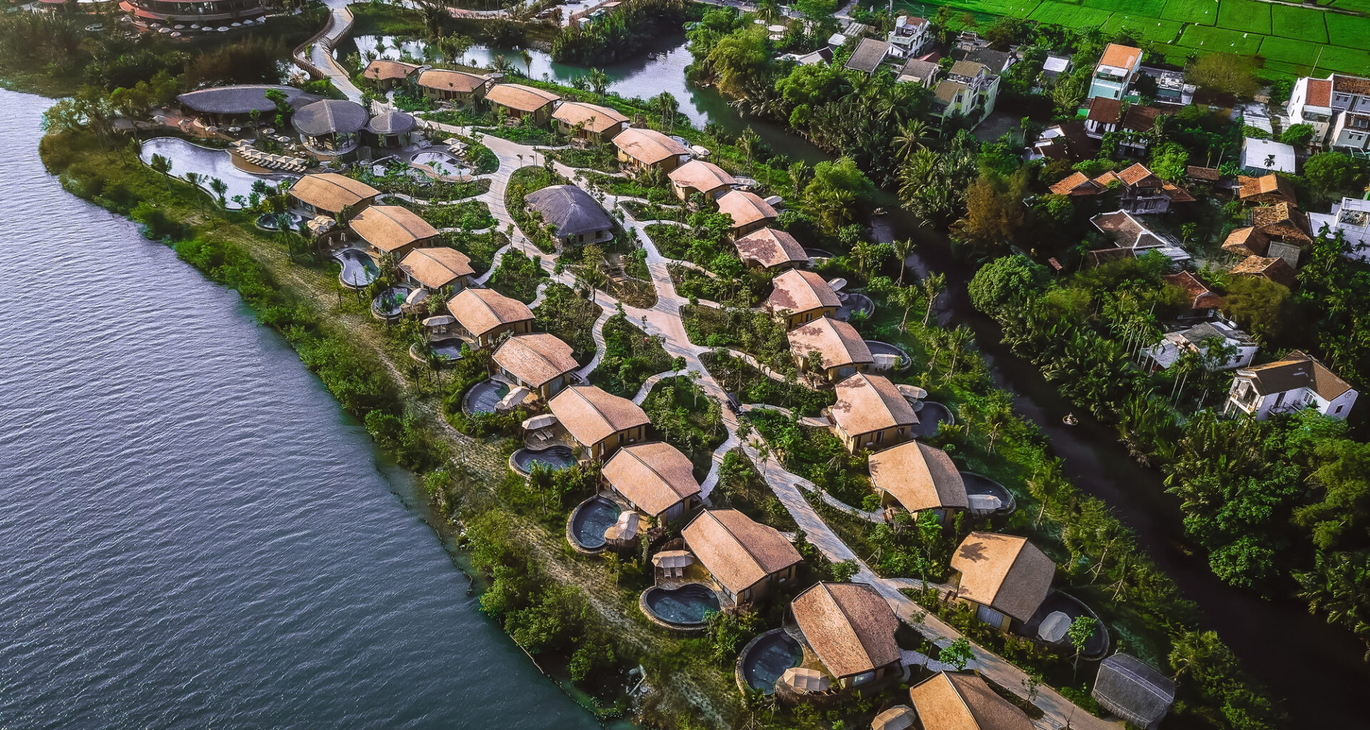 Resort Namia River / LJ-Group Landscape Architecture + T3 ARCHITECTS