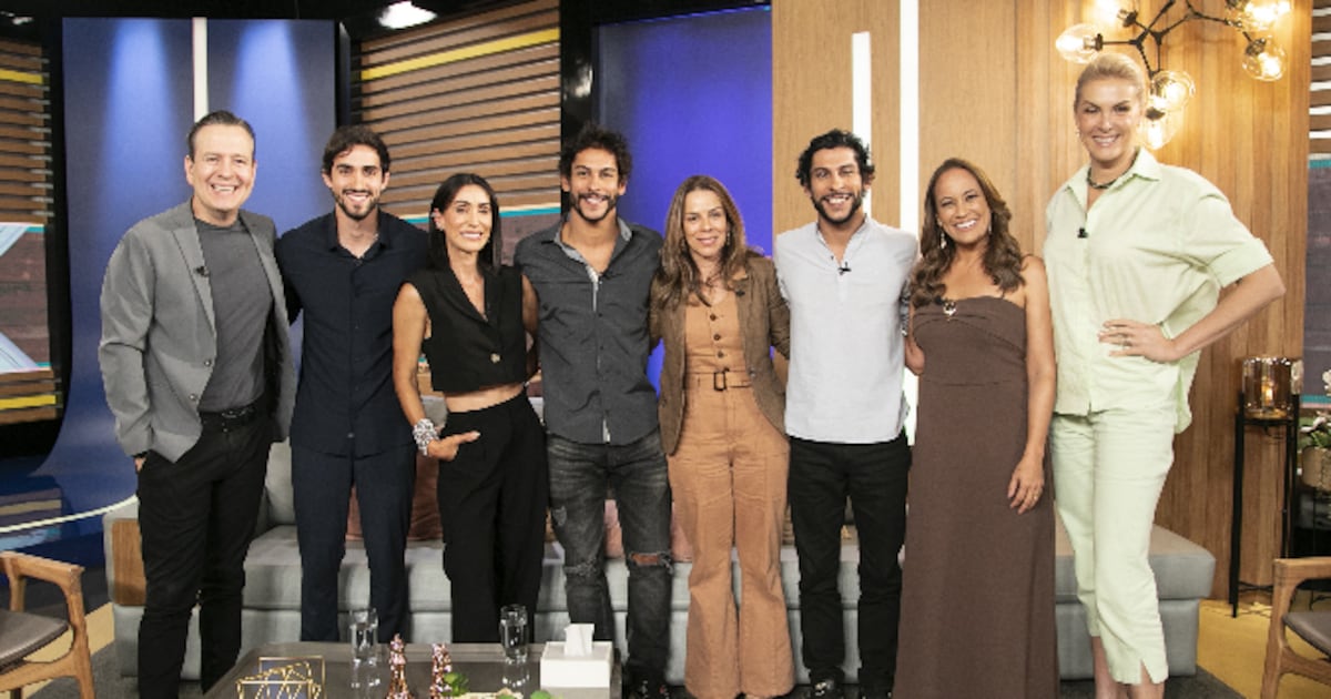 Michelle Barros e Shia Phoenix se emocionam com reencontro após confinamento – Record