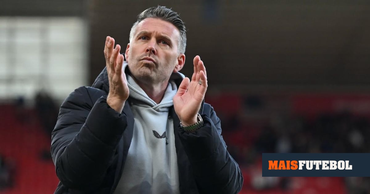 OFICIAL: Rob Edwards deixa Middlesbrough e regressa aos Wolves