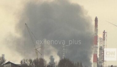 Uma nuvem de fumo a 1.400 quilómetros da linha da frente. Ucrânia lança um dos ataques mais profundos na Rússia