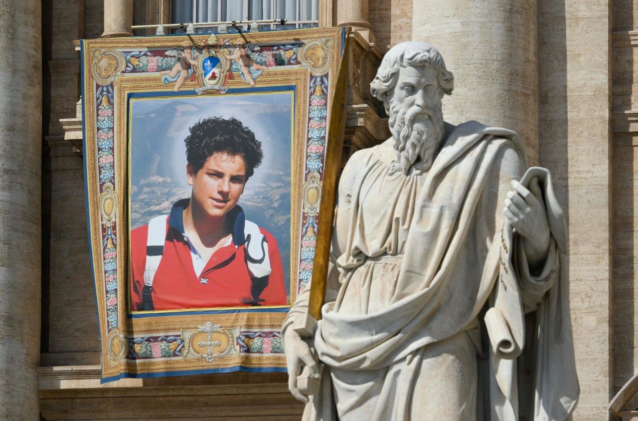 Carlo Acutis chega a Cássia, uma exposição na Basílica de Santa Rita