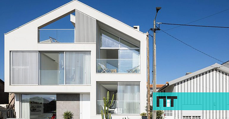A casa deste arquiteto em Aveiro é inspirada nas habitações da Costa Nova — NiT