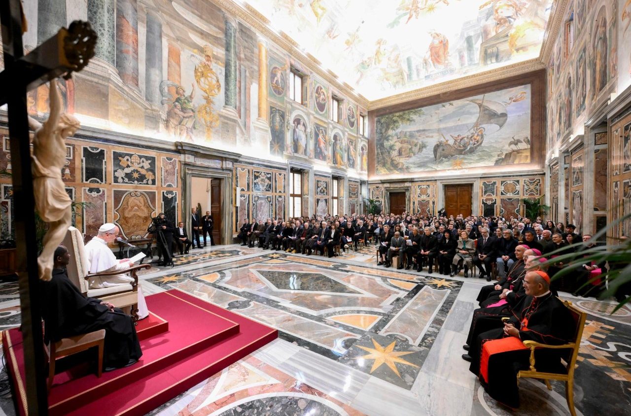 Papa Leão ao mundo do cinema: a beleza não é apenas evasão, mas acima de tudo invocação