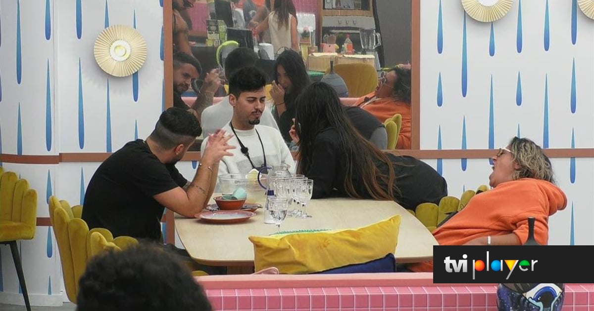 Há algo mais? Liliana confronta Leandro: «O que é que sentes por mim?» - TVI Player