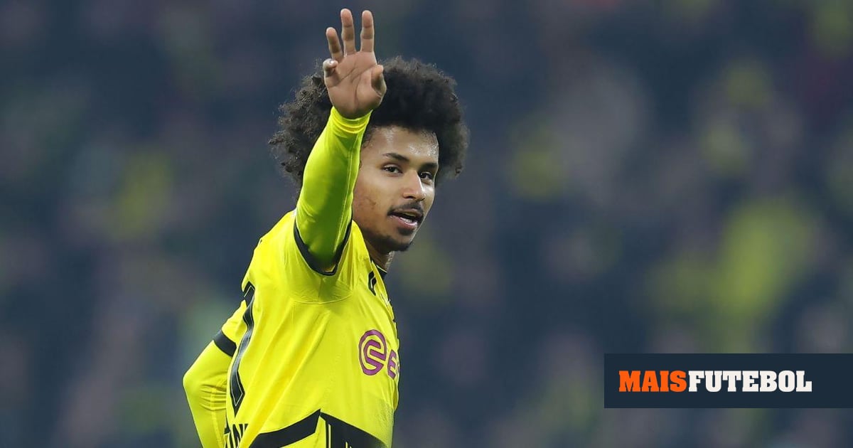 Adeyemi multado em centenas de milhares de euros por porte ilegal de armas