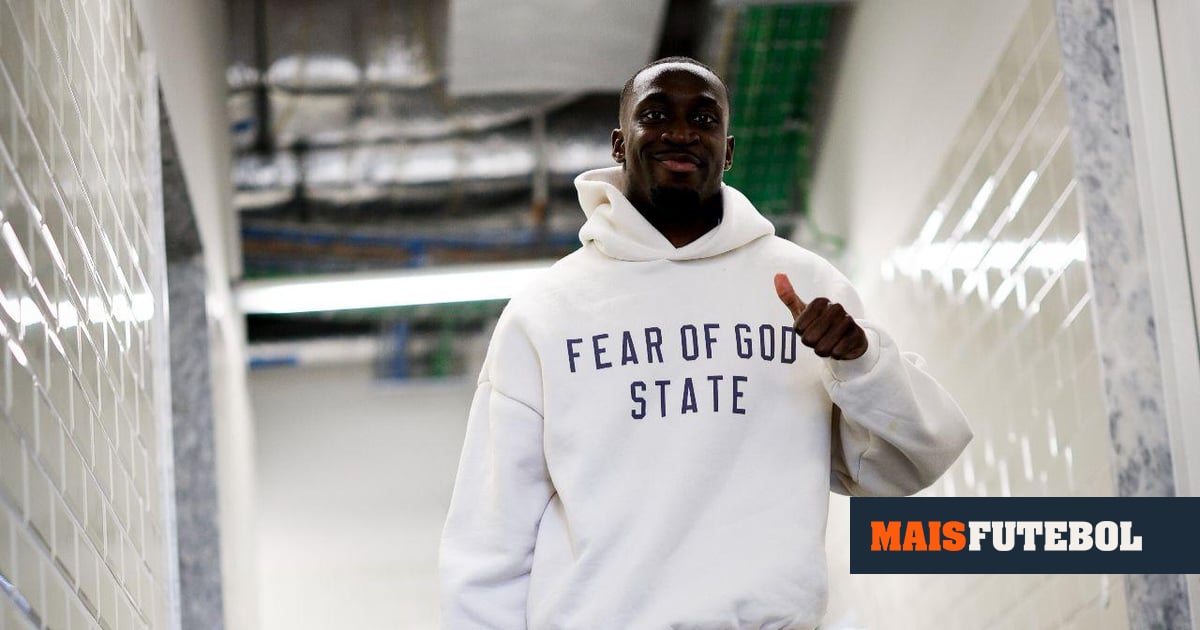 Carlos Forbs: o craque inevitável que nunca deixou de ser um «bom menino»