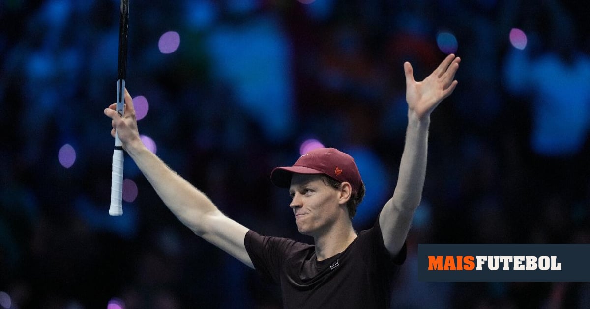Ténis: Jannik Sinner revalida título nas ATP Finals com autoridade
