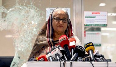 Ex-primeira-ministra do Bangladesh condenada à morte por crimes contra a humanidade por reprimir levantamento estudantil