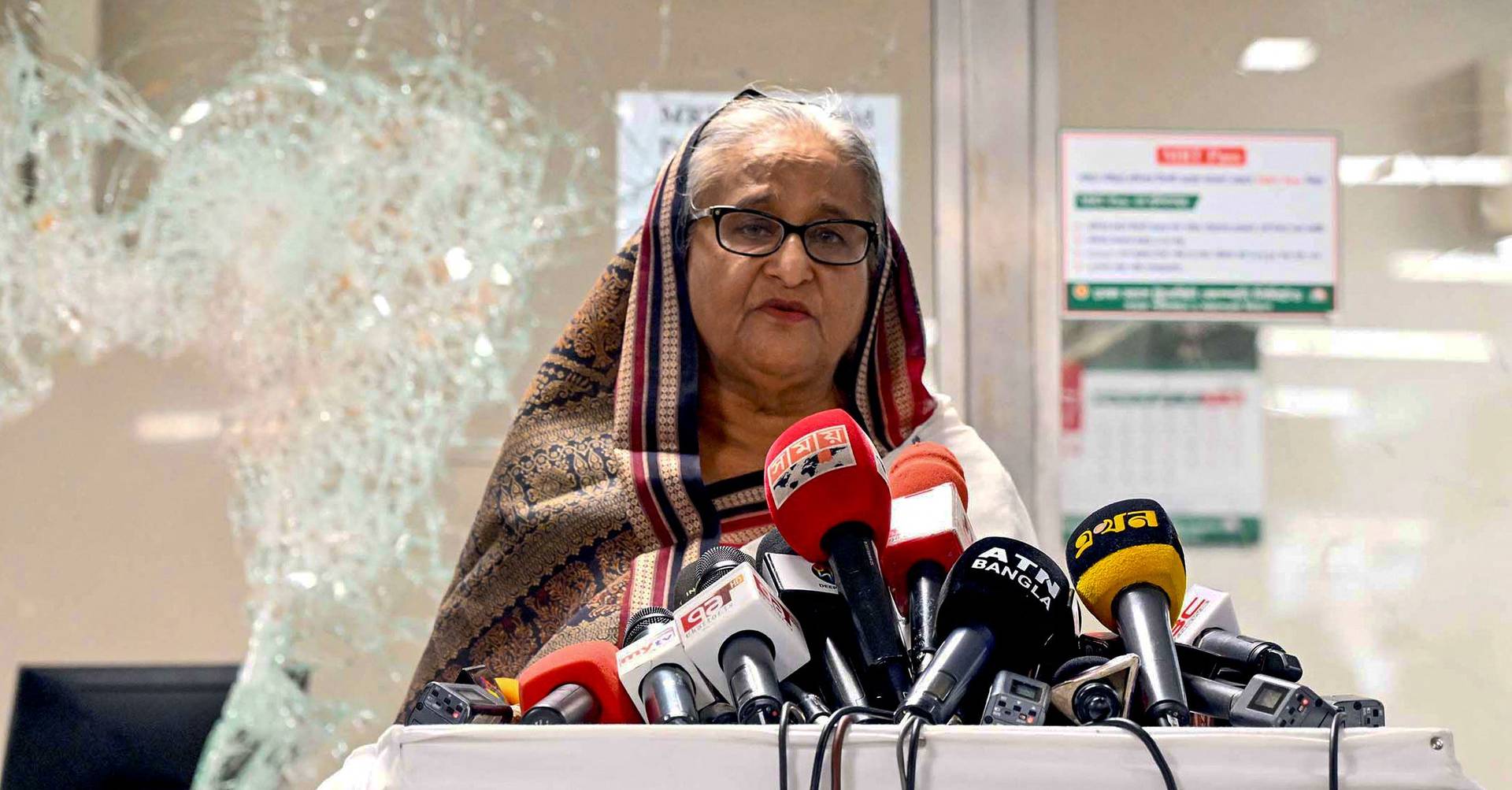 Ex-primeira-ministra do Bangladesh condenada à morte por crimes contra a humanidade por reprimir levantamento estudantil