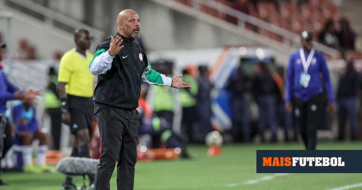 VÍDEO: selecionador da Nigéria acusa RD Congo de «bruxaria»