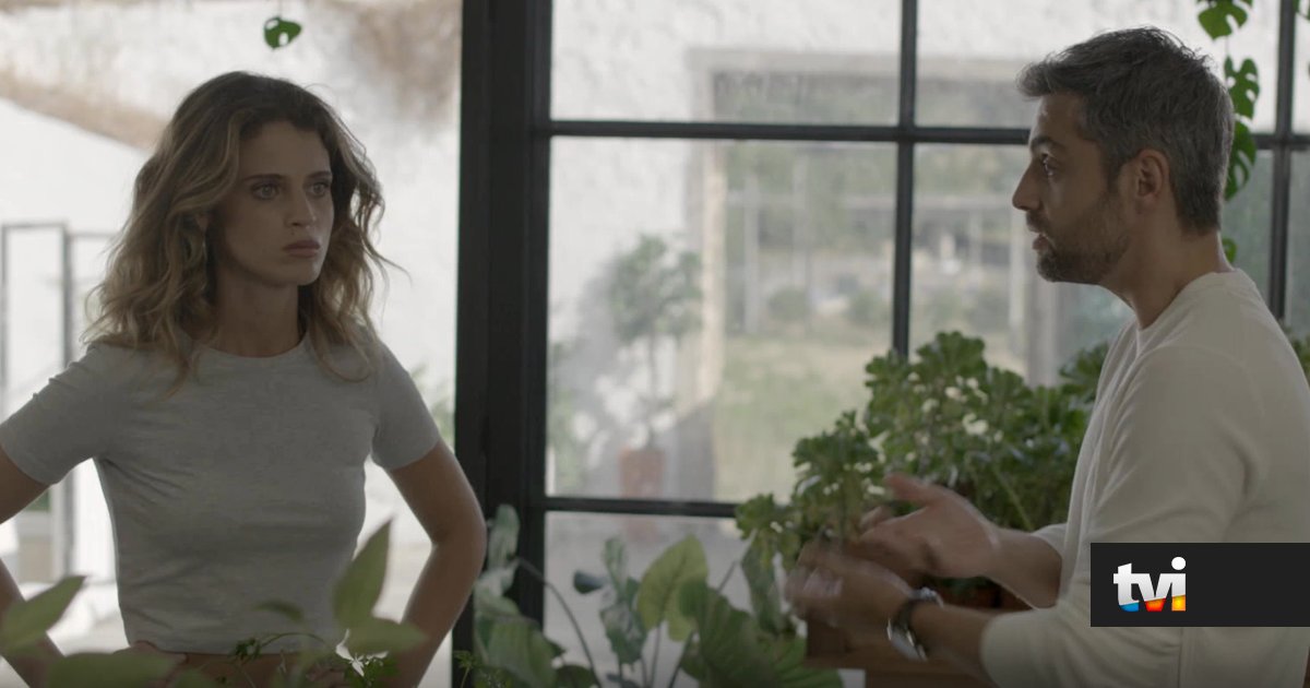 A Protegida: Dois anos depois, Carlota vê Hector como seu pai - Novelas