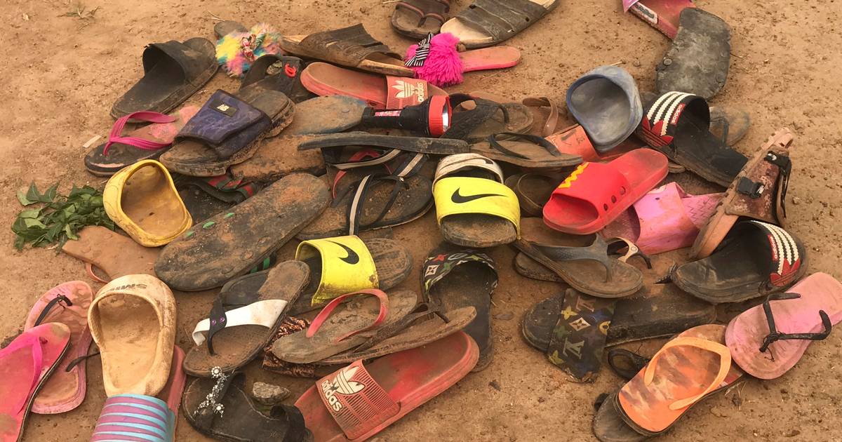 Grupo armado mata professora e rapta 25 alunas em escola secundária na Nigéria