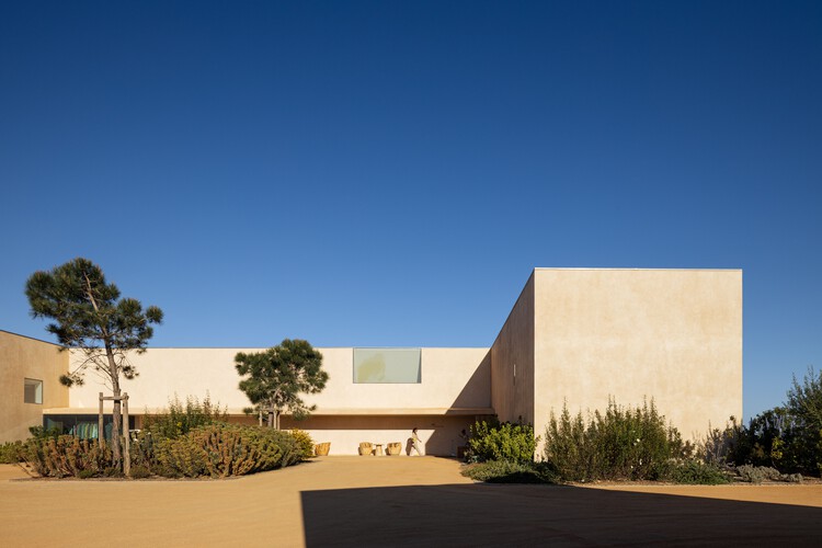 Praia do Canal Nature Resort / Atelier Bugio - Imagem 5 de 23