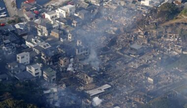 Incêndio provoca uma morte e afeta mais de 170 edifícios no Japão