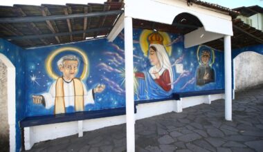 Paradas de ônibus de Ana Rech, em Caxias do Sul, são transformadas por grafites que contam a história da comunidade