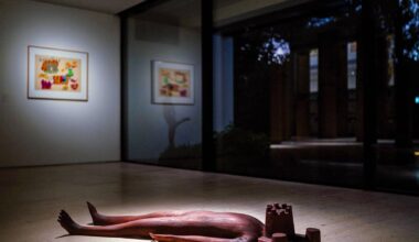 A exposição monumental de Carlos Bunga no CAM da Gulbenkian: em cada esquina um abrigo