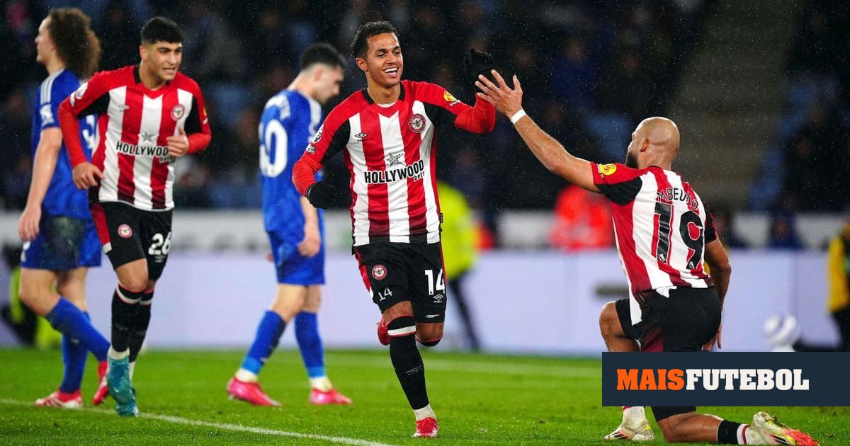 Fábio Carvalho sofre rotura no ligamento cruzado e não joga mais esta época