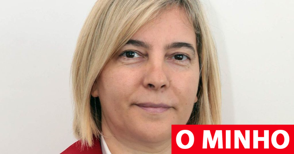 Assunção Esteves assume presidência do Instituto de Educação da UMinho