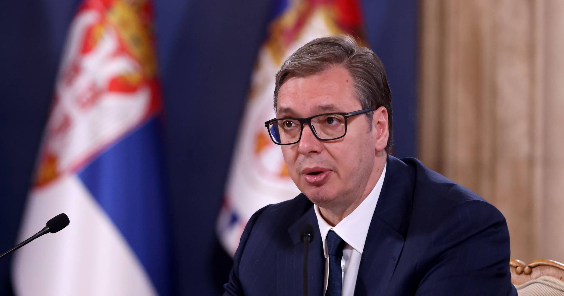 Presidente da Sérvia acusado de envolvimento nos “safaris humanos” de Sarajevo, Aleksandar Vucic nega