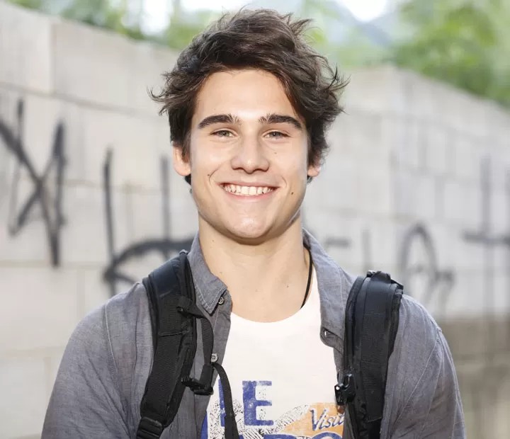 Nicolas Prattes em 'Malhação', em 2015 — Foto: Globo