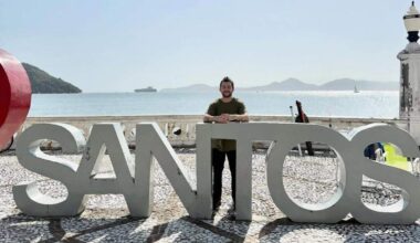 Greg em Santos: Vincent Martella, de Todo Mundo Odeia o Chris, visita pontos turísticos no litoral de São Paulo - A Tribuna