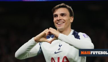 Palhinha responde às críticas de Carragher: «Se até fala mal do Ronaldo...»