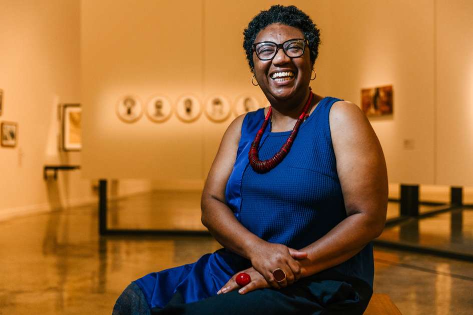 Rosana Paulino analisa questões raciais nas artes visuais: ‘O Brasil é um país que não se enxerga’ - Verso