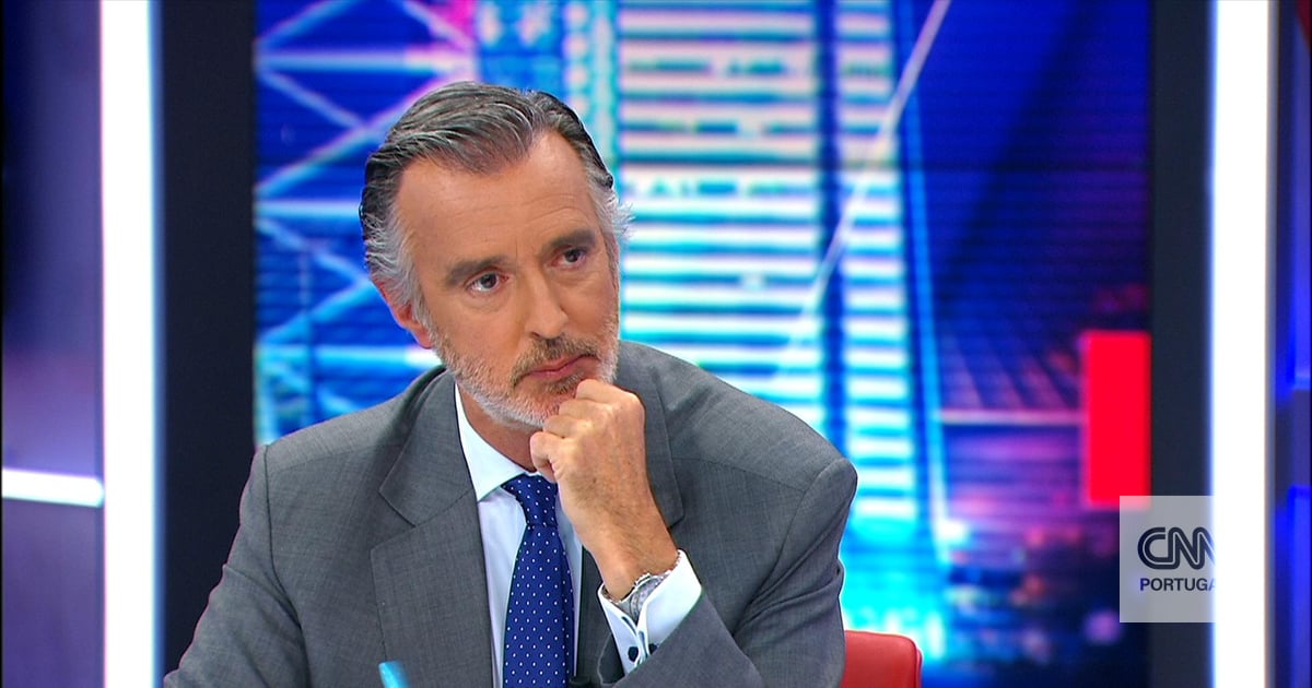 Sim à reforma laboral, não ao serviço militar obrigatório. Cotrim de Figueiredo defende regulação da imigração: "Se não houver alternativa de contratar pessoas por menos dinheiro, os salários vão subir"