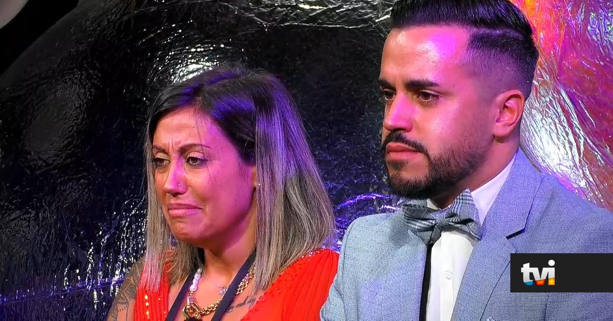 O momento mais emocionante da gala do Secret Story: Pedro Jorge e Marisa choram com surpresa dos filhos - Secret Story