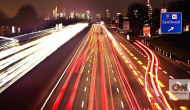 Muitos expressos rodoviários são bombas-relógio conduzidas por motoristas sem descanso, mas o Estado fecha os olhos
