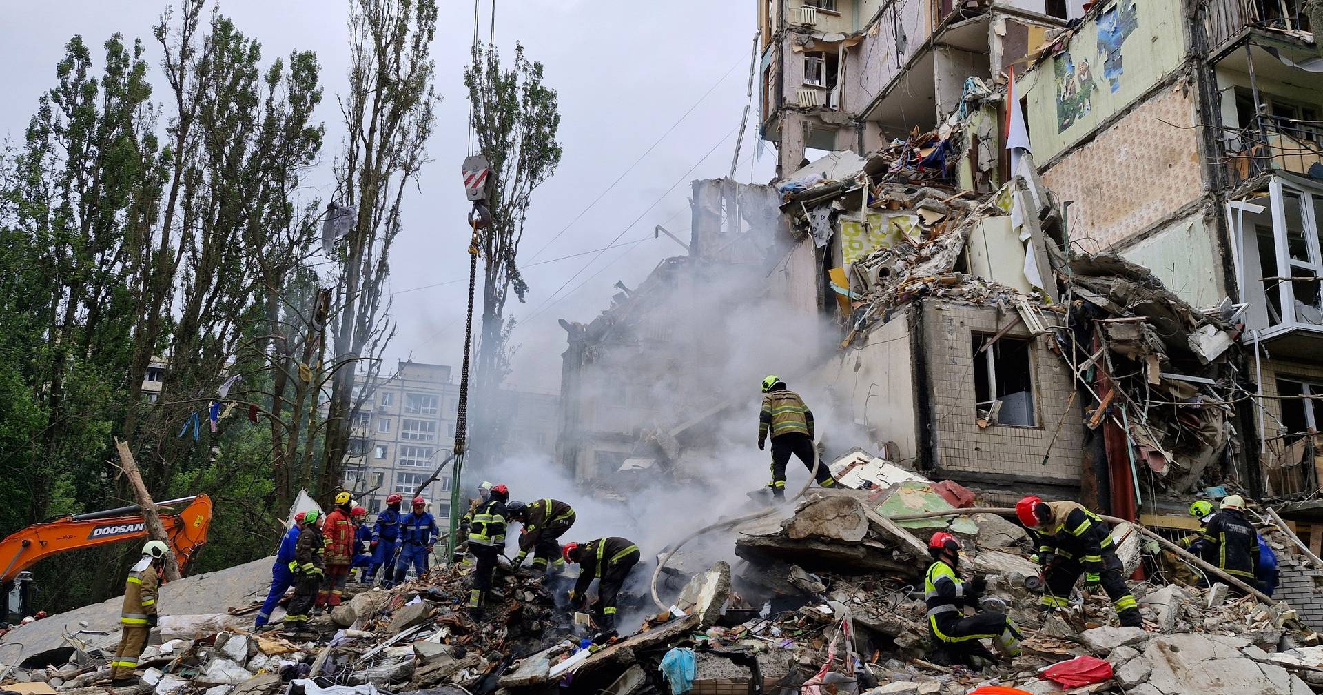 Ucrânia: europeus respondem aos 28 pontos de Trump. NATO não fica vedada, tropas não devem ser (tão) reduzidas. Leia a contraproposta