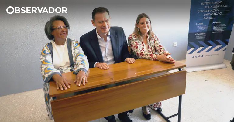 Montenegro diz que "PS tem saudades" de Pinto Luz – Observador