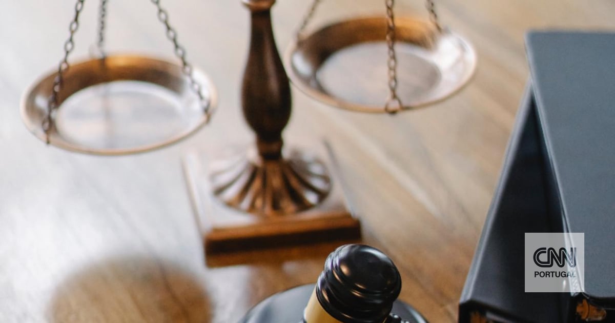 Relação confirma pena histórica de mais de sete anos de prisão para jovem condenada por ciberbullying