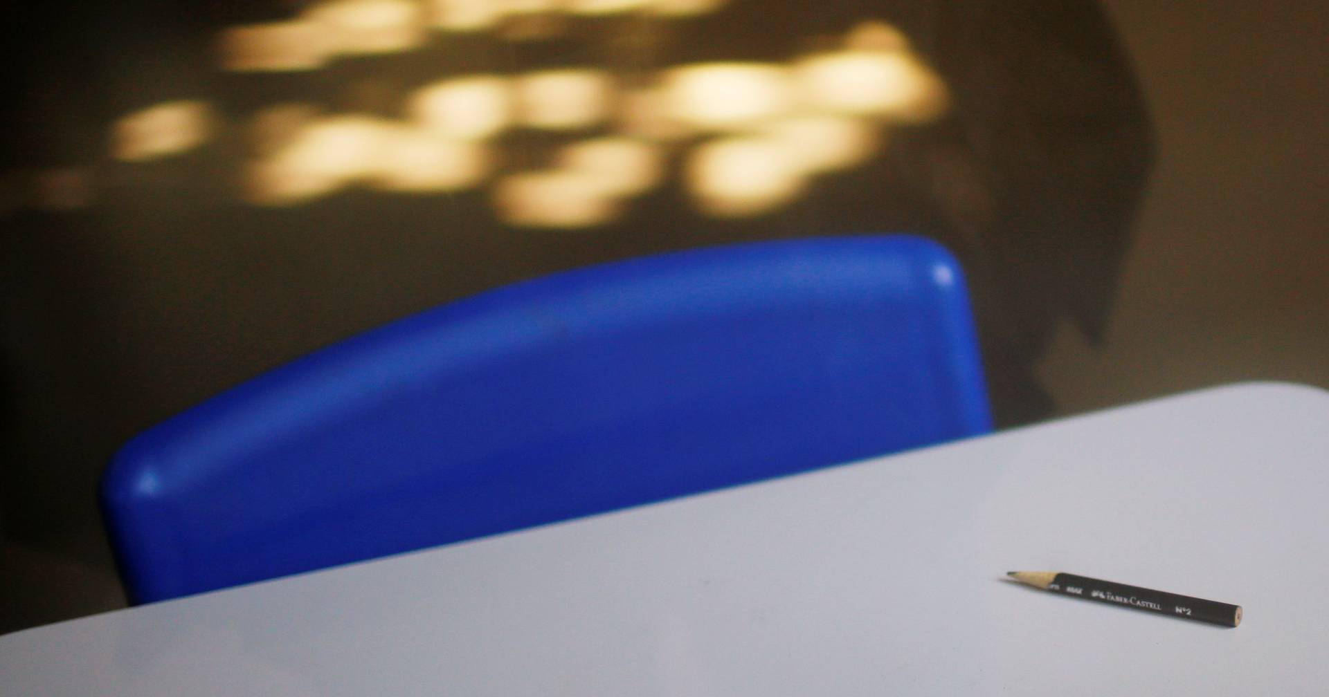 Mãe de criança com dedos decepados acusa professora de ter chamado "mentiroso" ao filho