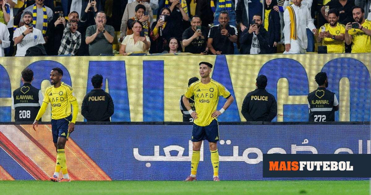 «A recuar nos anos»: imprensa internacional estupefacta com bicicleta de Ronaldo