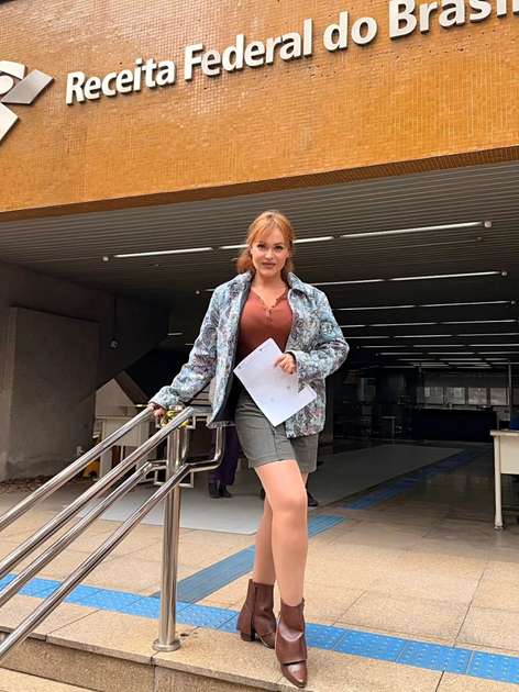 Gaby Spanic ganha CPF e oficializa mudança para o Brasil - Zoeira