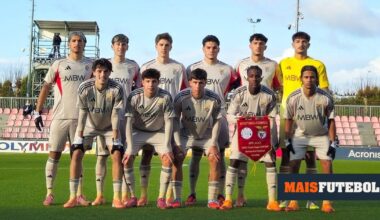 Youth League: Benfica goleia Ajax e apura-se para a fase a eliminar