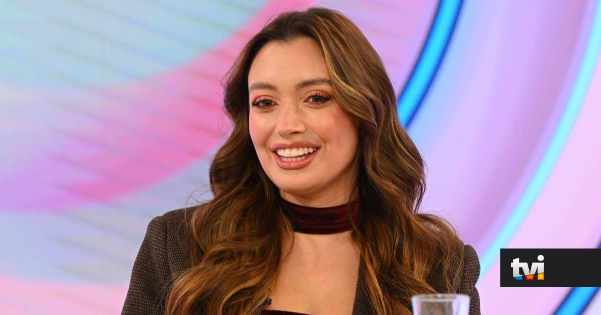 Depois de reatar com o 'ex', Carolina Braga surpreende com mensagem para Diogo Bordin - Secret Story