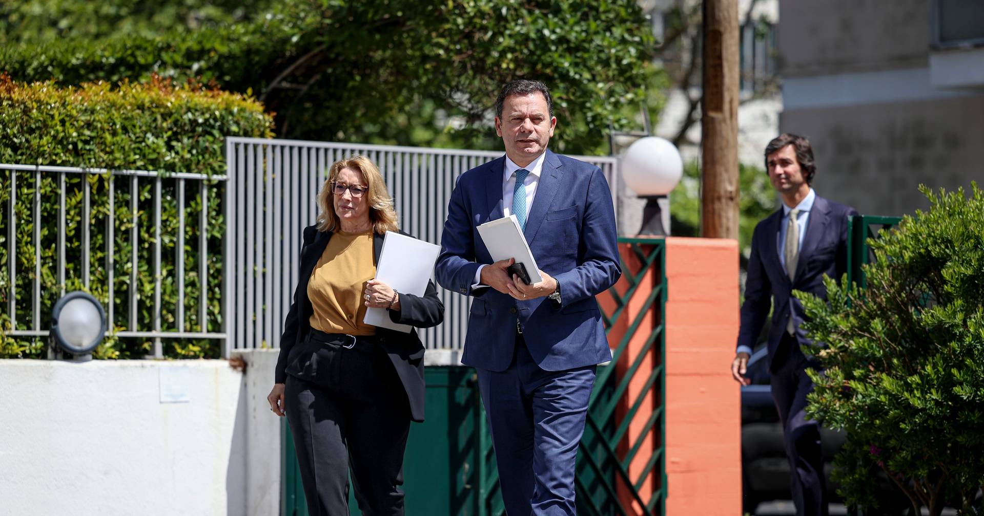 Leis do trabalho: Montenegro tenta puxar UGT para acordo