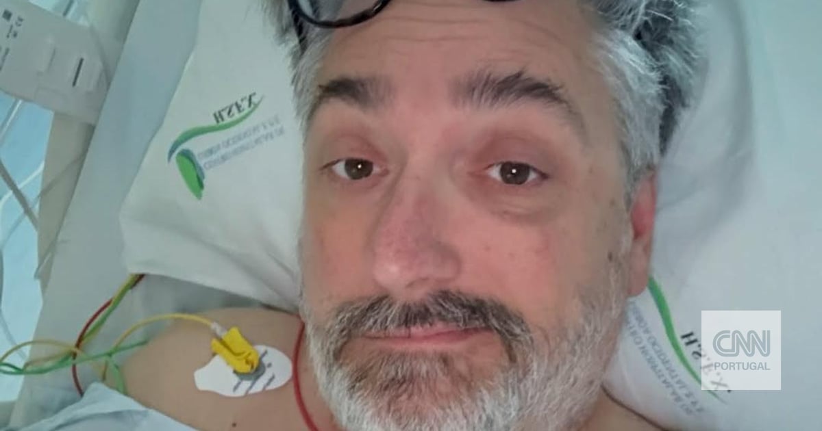 Nuno Markl regressa ao Homem que Mordeu o Cão, a partir da cama do hospital: "Por favor, não liguem a imbecis e não lhes deem palco"
