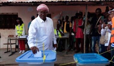 Tiroteio no centro de Bissau enquanto se esperam resultados das eleições. Presidente Sissoco Embaló foi detido